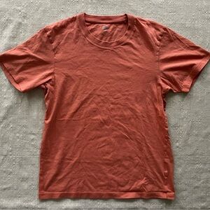 Free - Uniqlo Tee